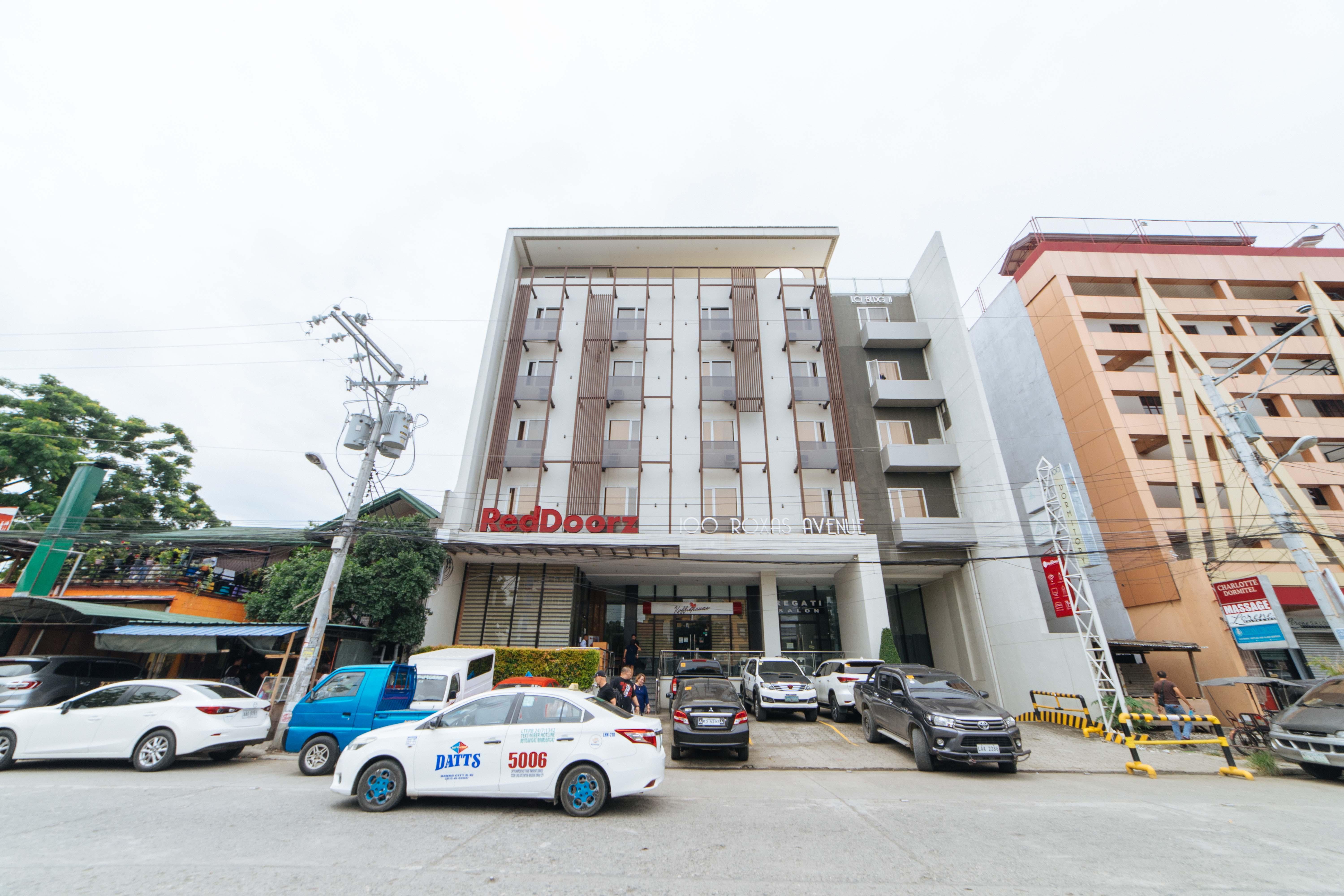 Reddoorz Plus @ Roxas Street Davao City Exteriér fotografie