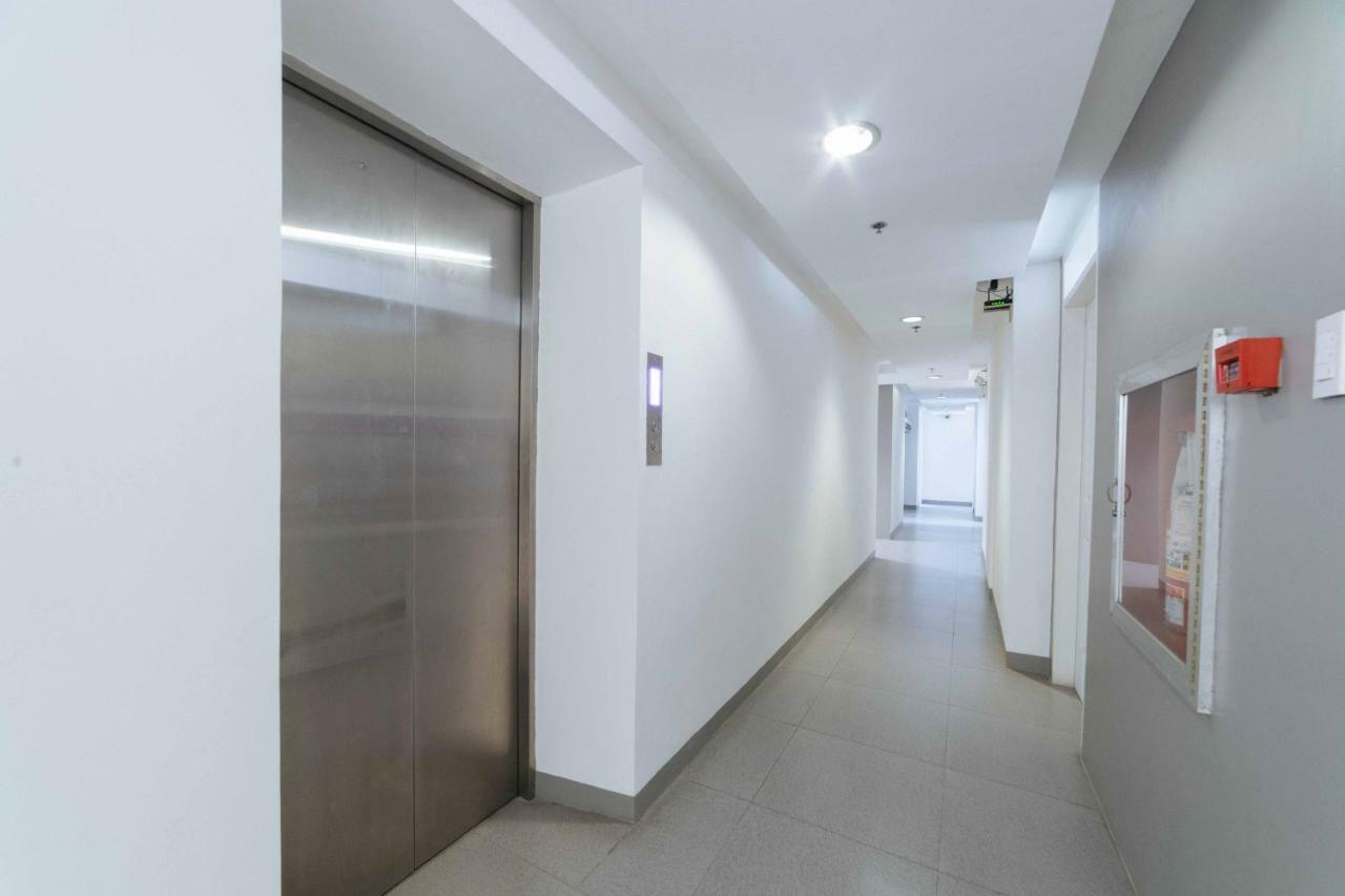 Reddoorz Plus @ Roxas Street Davao City Exteriér fotografie