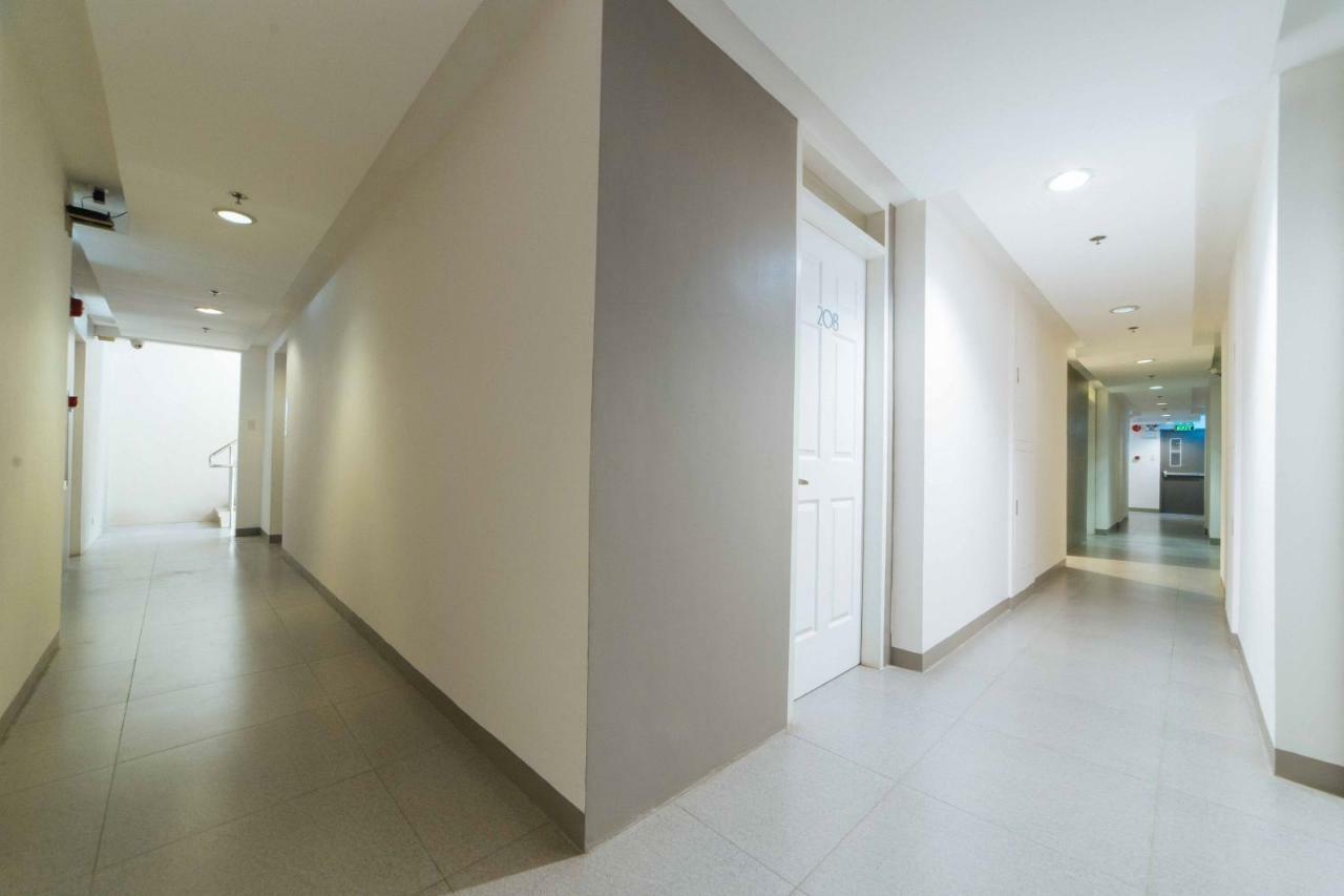Reddoorz Plus @ Roxas Street Davao City Exteriér fotografie